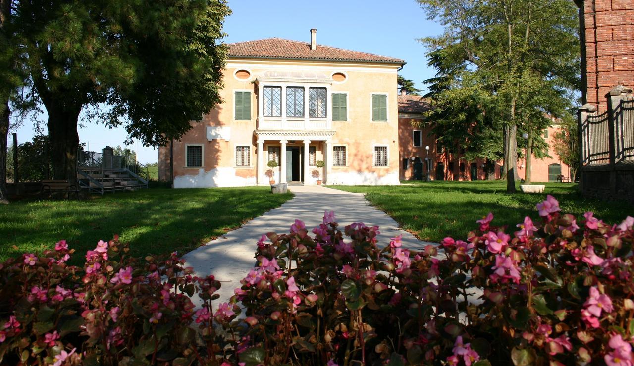 Hotel La Corte Correzzola Rum bild