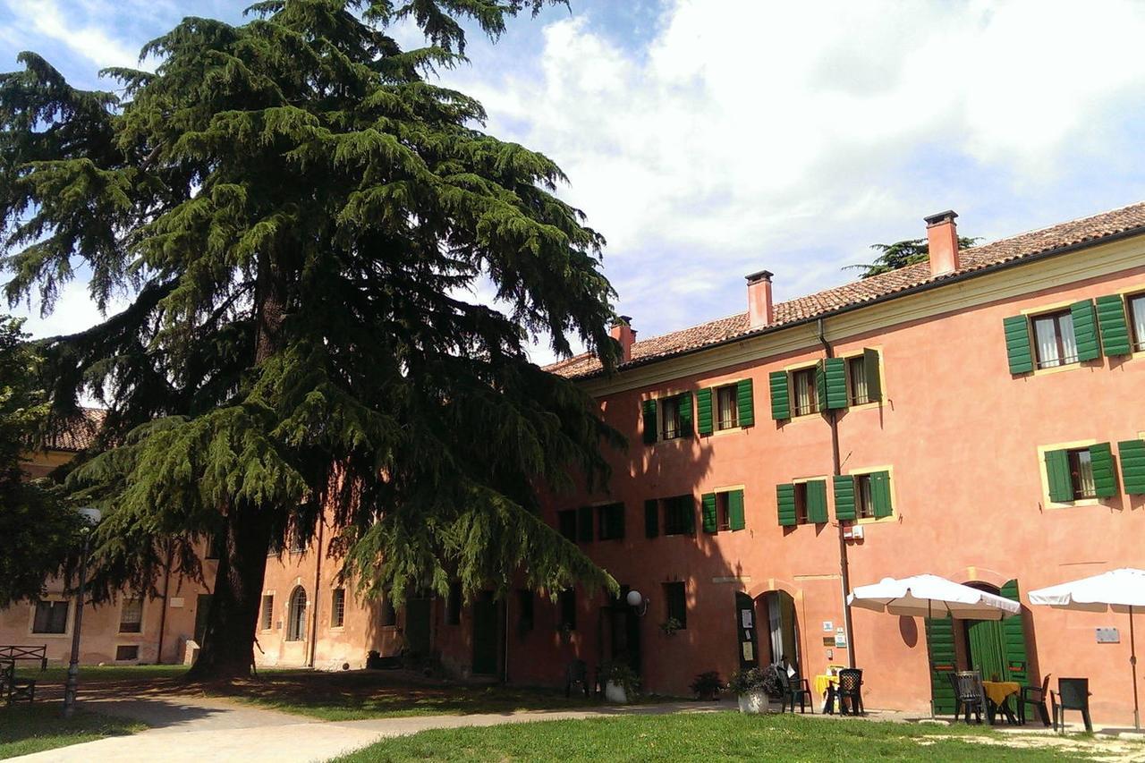 Hotel La Corte Correzzola Exteriör bild
